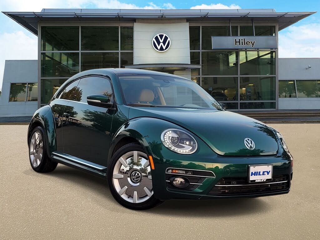 2018 VOLKSWAGEN Beetle