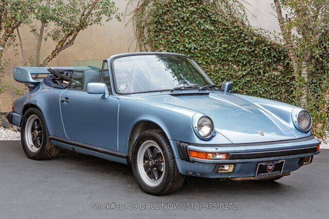 1985 PORSCHE 911