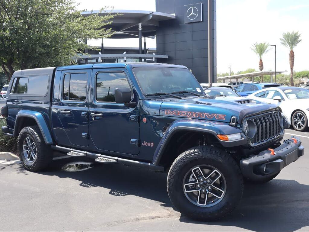 2025 JEEP Gladiator