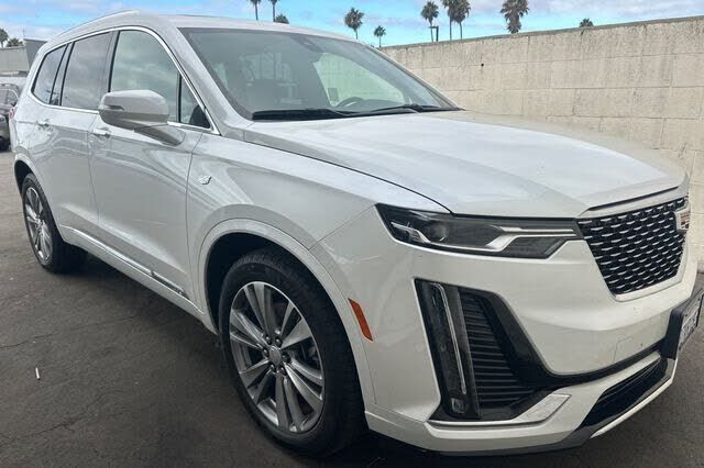 2023 CADILLAC XT6