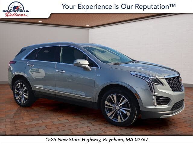 2024 CADILLAC XT5