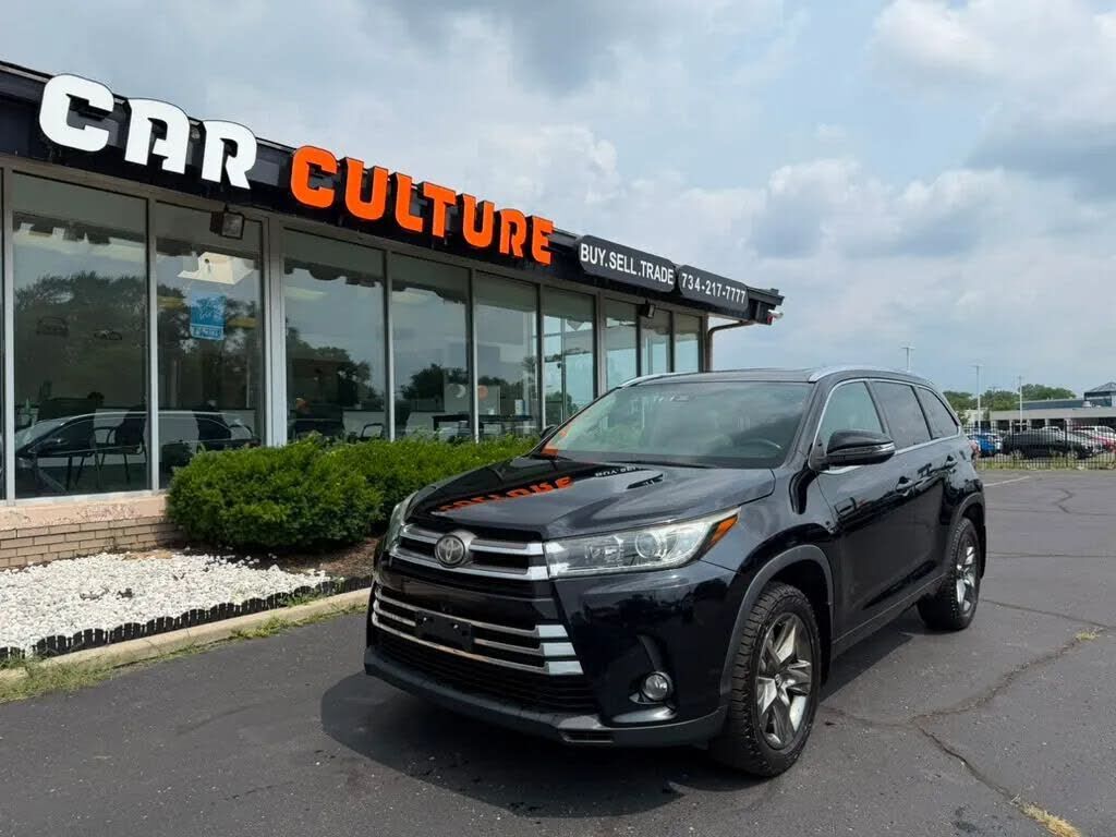 2018 TOYOTA Highlander