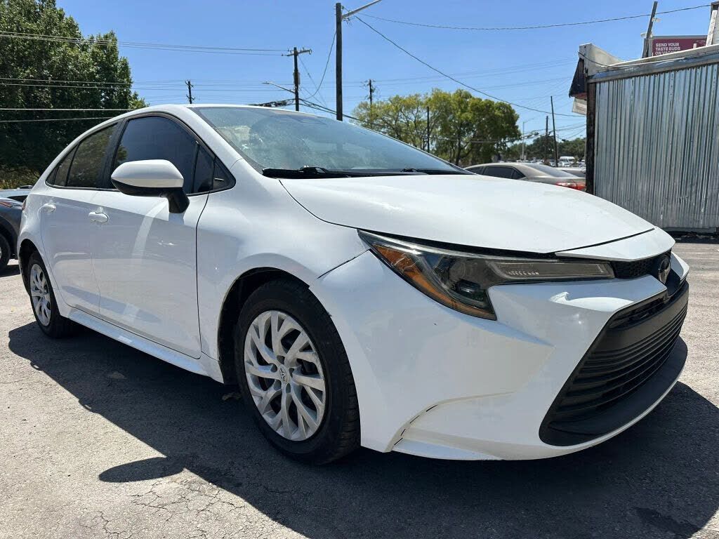 2023 TOYOTA Corolla