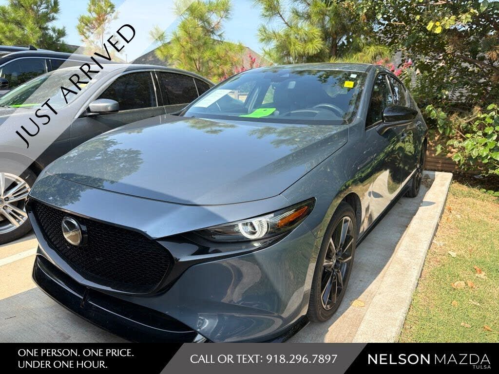 2022 MAZDA Mazda3