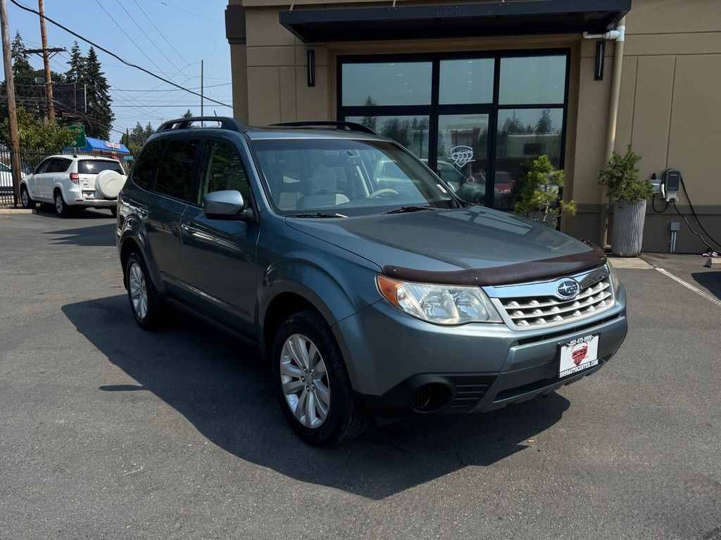 2013 SUBARU Forester