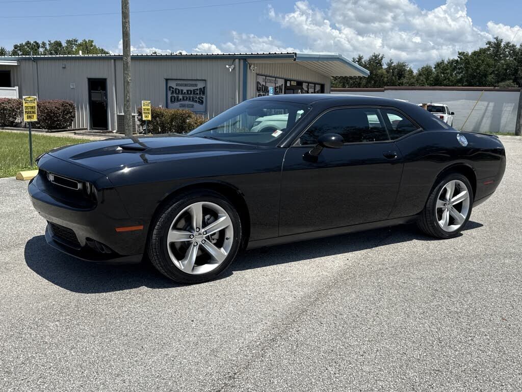2016 DODGE Challenger