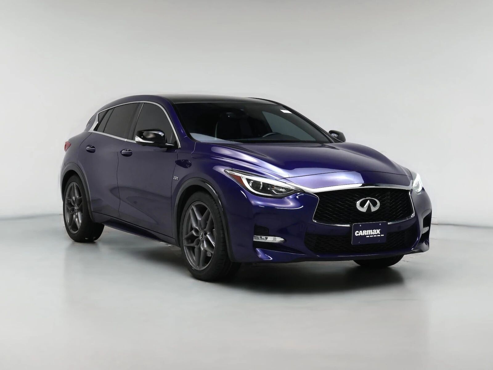 2017 INFINITI QX30