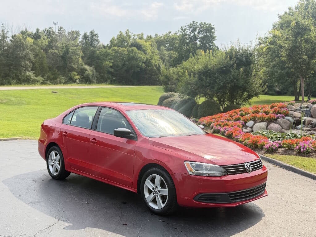 2012 VOLKSWAGEN Jetta