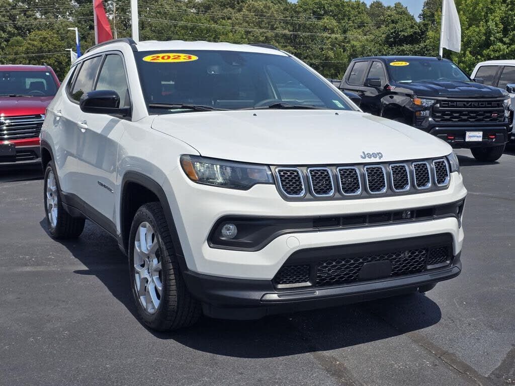 2023 JEEP Compass