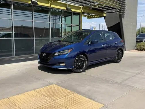 2025 NISSAN Leaf
