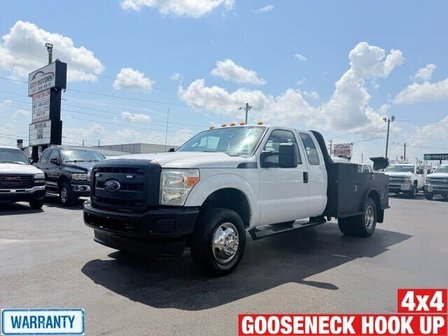 2012 FORD F-350