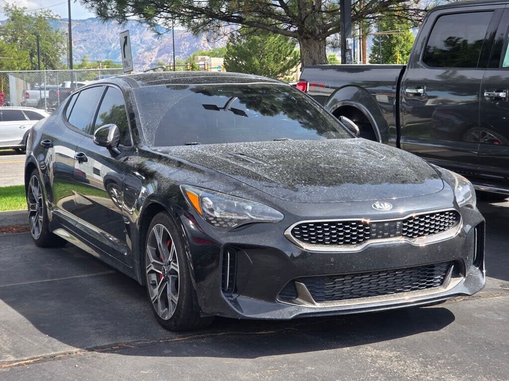 2020 KIA Stinger