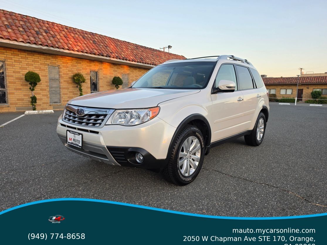 2013 SUBARU Forester