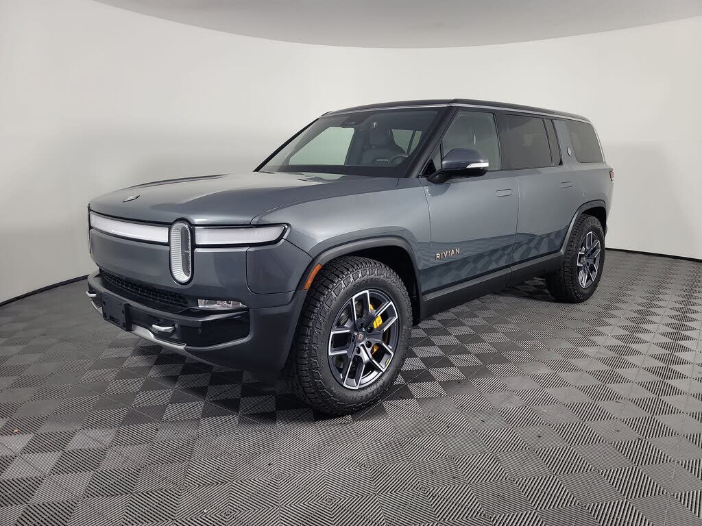 2023 RIVIAN R1S
