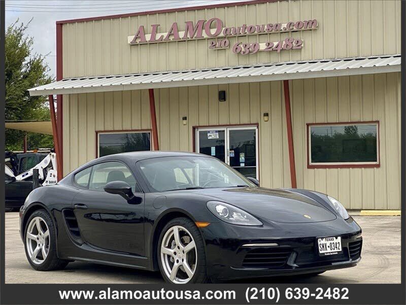 2019 PORSCHE 718