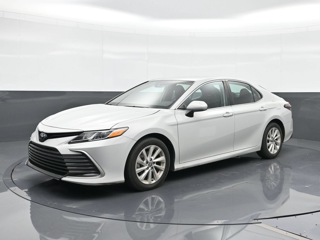 2024 TOYOTA Camry
