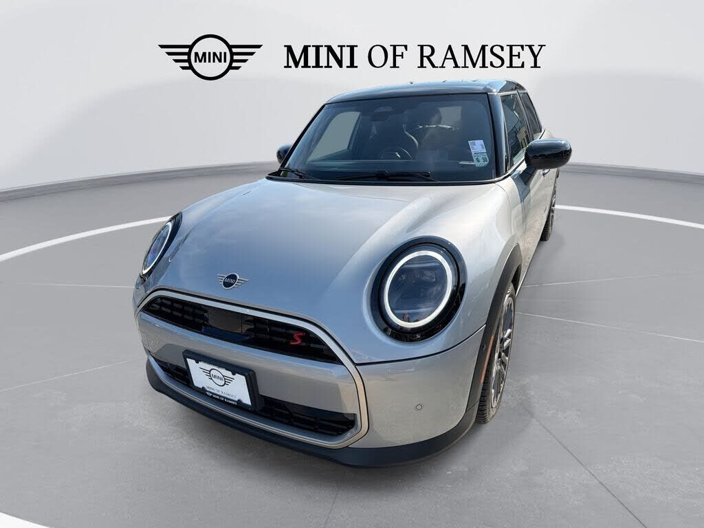 2025 MINI Hardtop