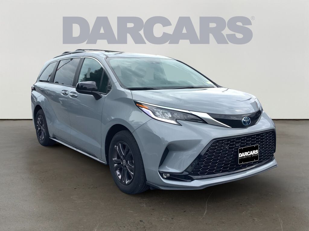 2024 TOYOTA Sienna