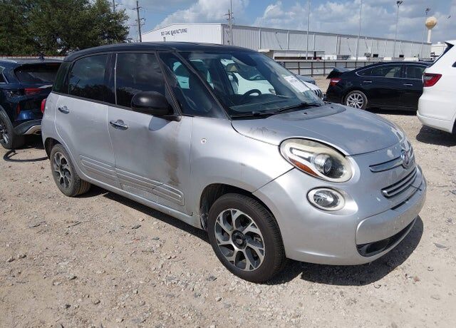 2015 FIAT 500L