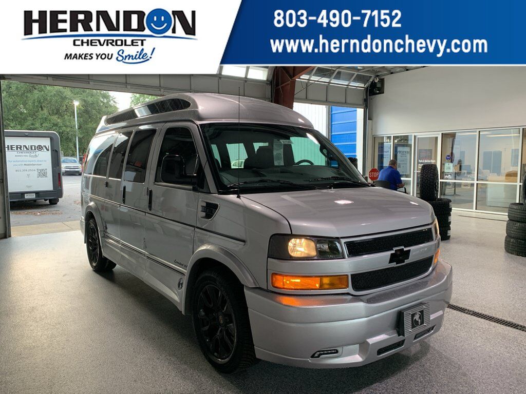 2026 CHEVROLET Express