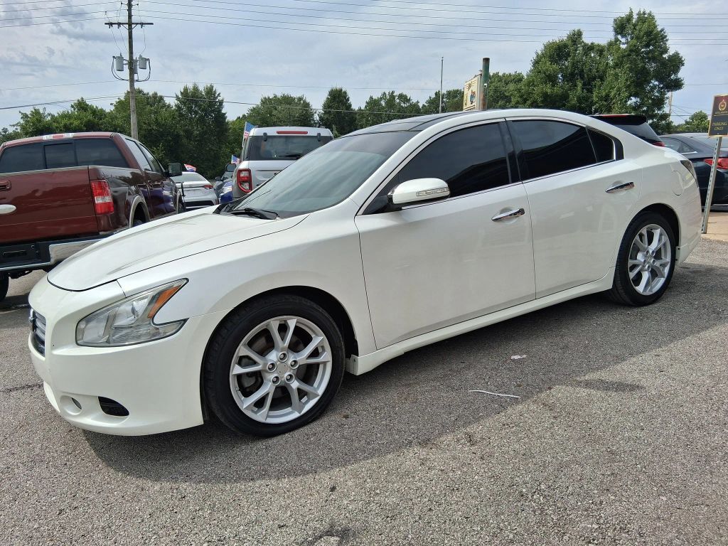 2014 NISSAN Maxima