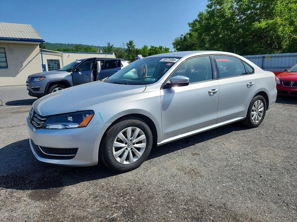2014 VOLKSWAGEN Passat