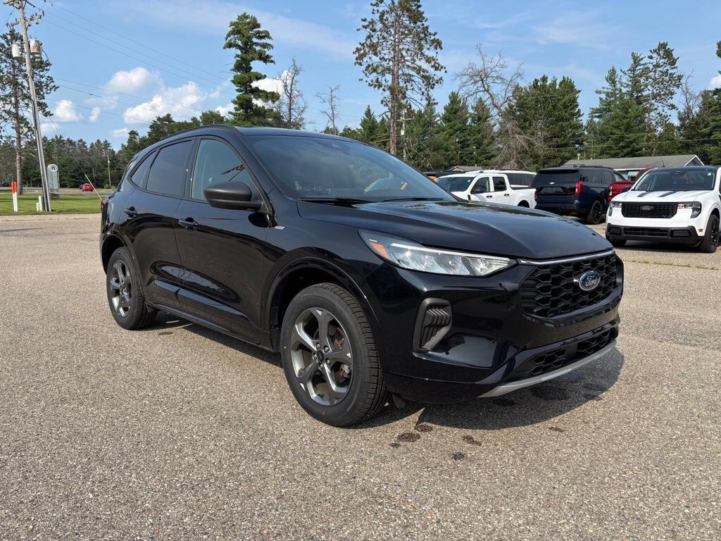 2024 FORD Escape