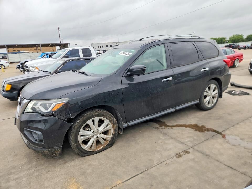 2018 NISSAN Pathfinder