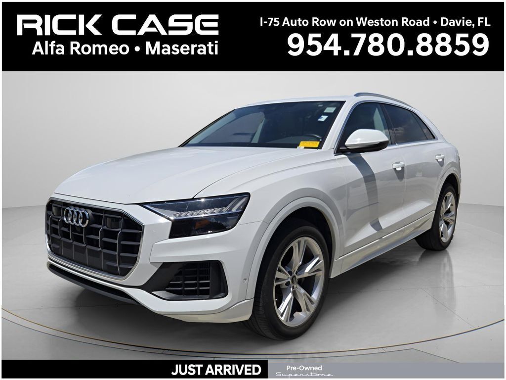 2023 AUDI Q8