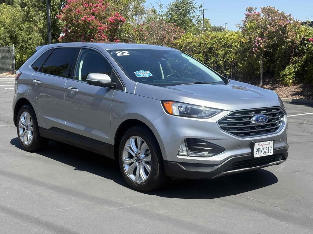 2022 FORD Edge