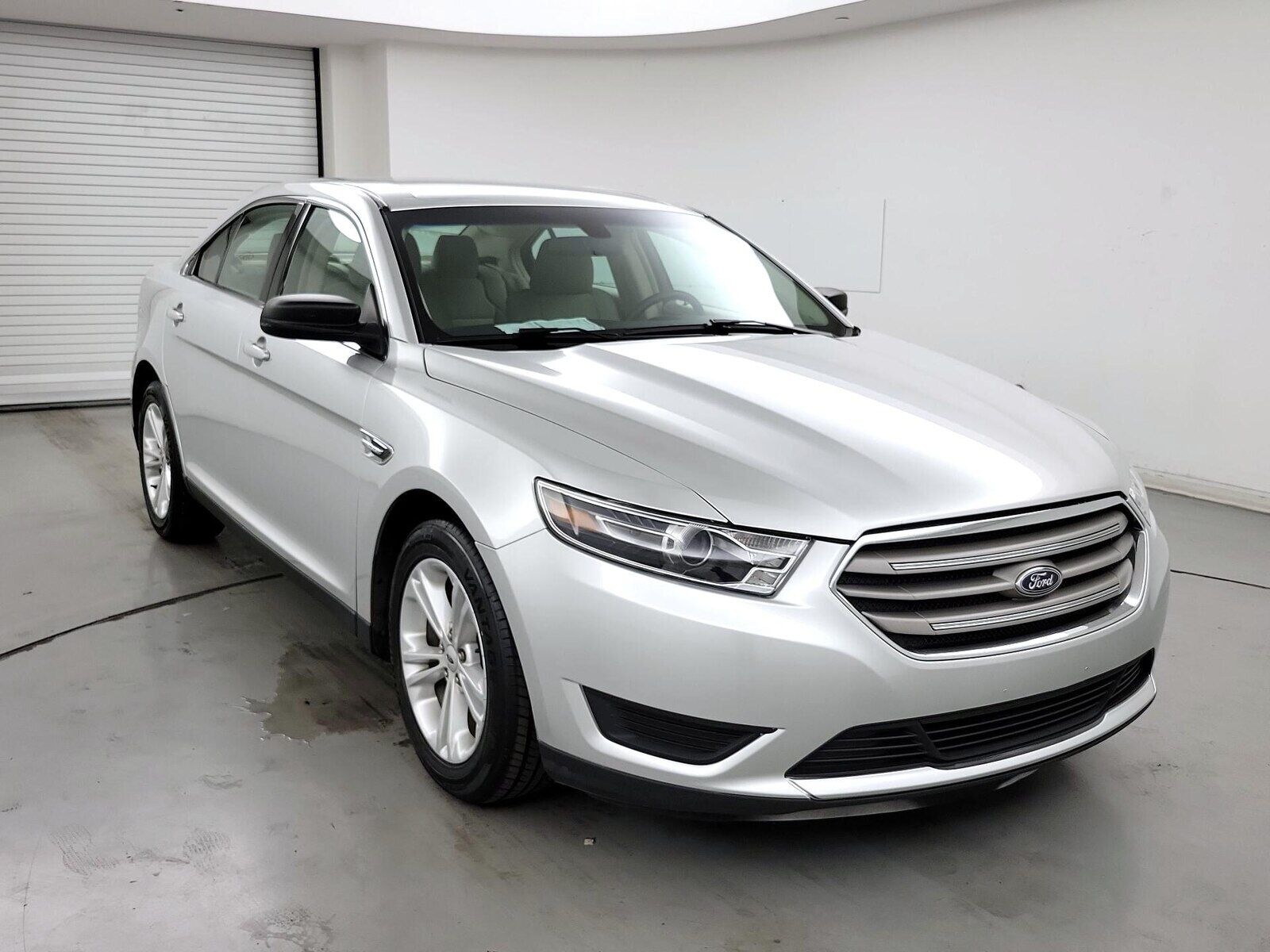 2017 FORD Taurus