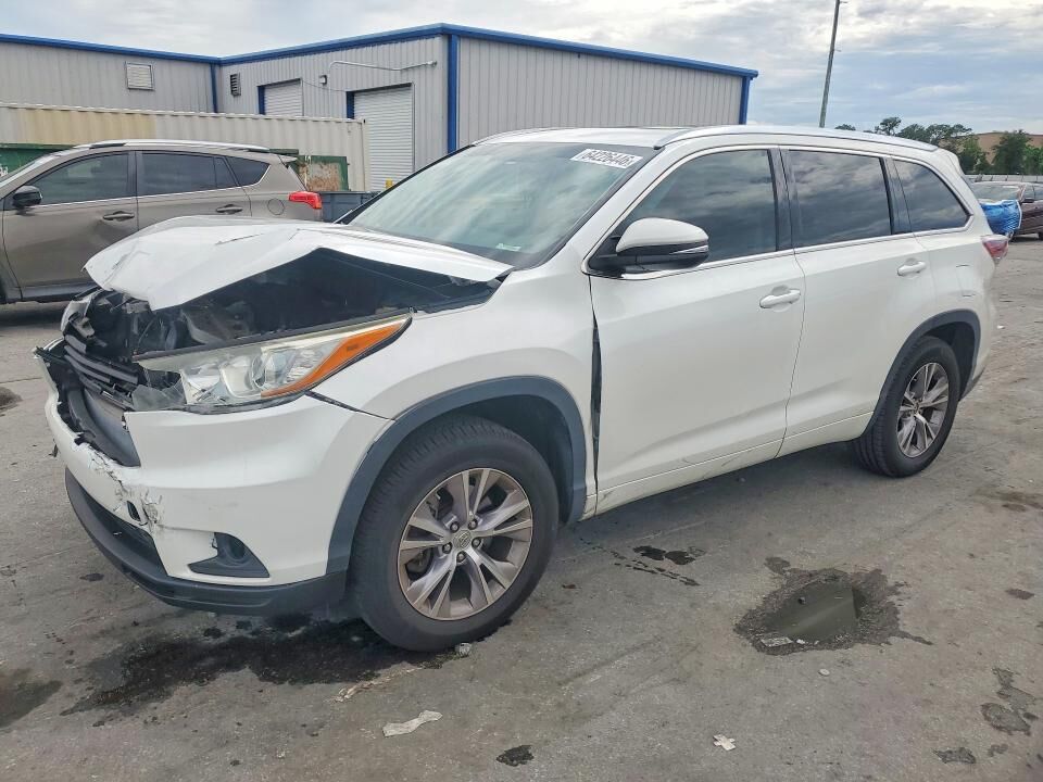 2015 TOYOTA Highlander