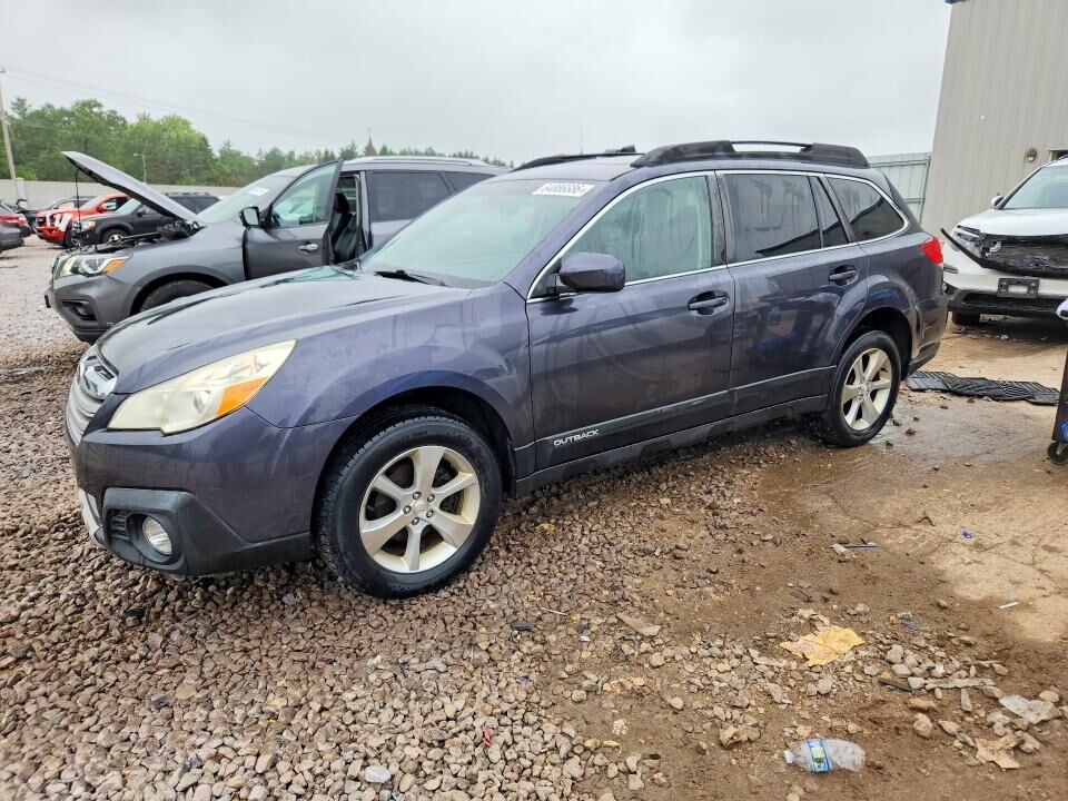 2013 SUBARU Outback