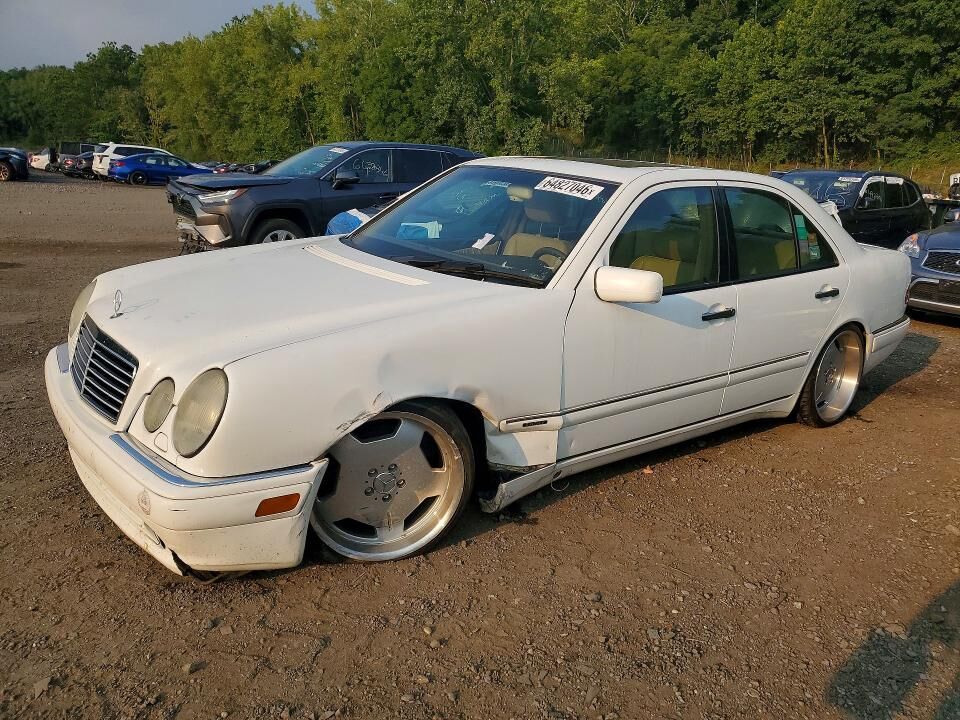 1997 MERCEDES-BENZ E-Class