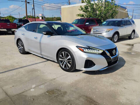 2019 NISSAN Maxima