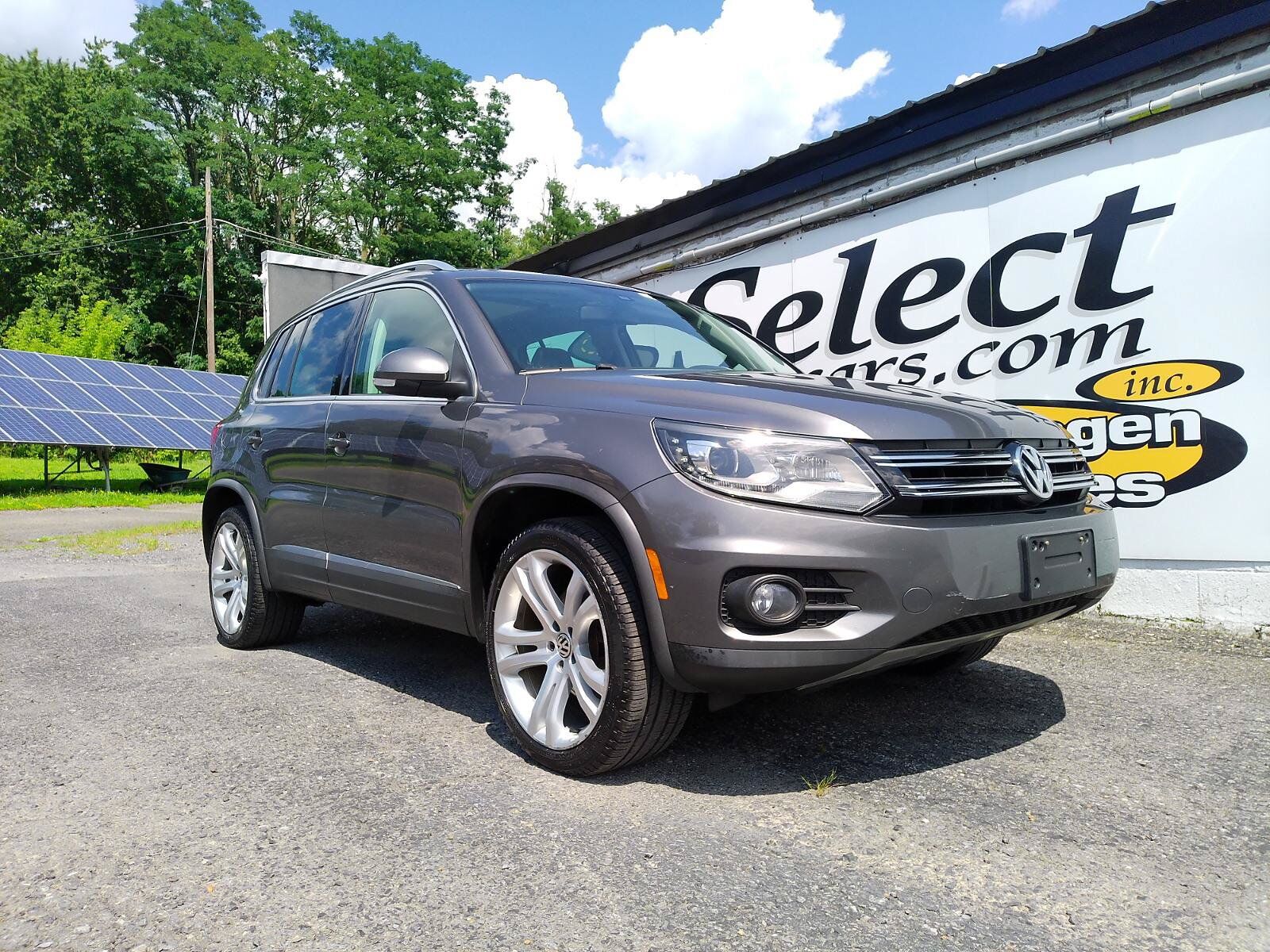 2013 VOLKSWAGEN Tiguan