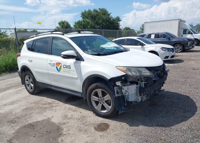 2015 TOYOTA RAV4