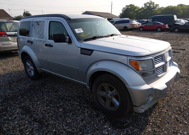 2010 DODGE Nitro