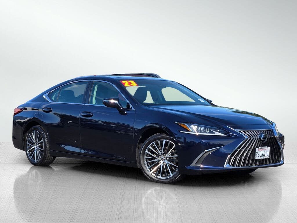 2023 LEXUS ES