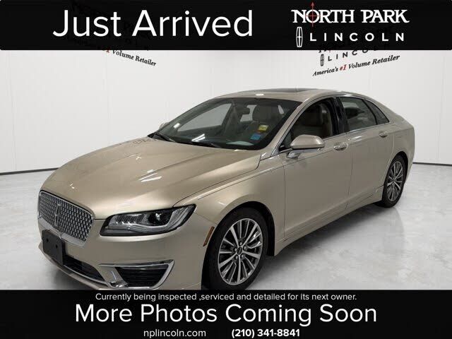 2017 LINCOLN MKZ