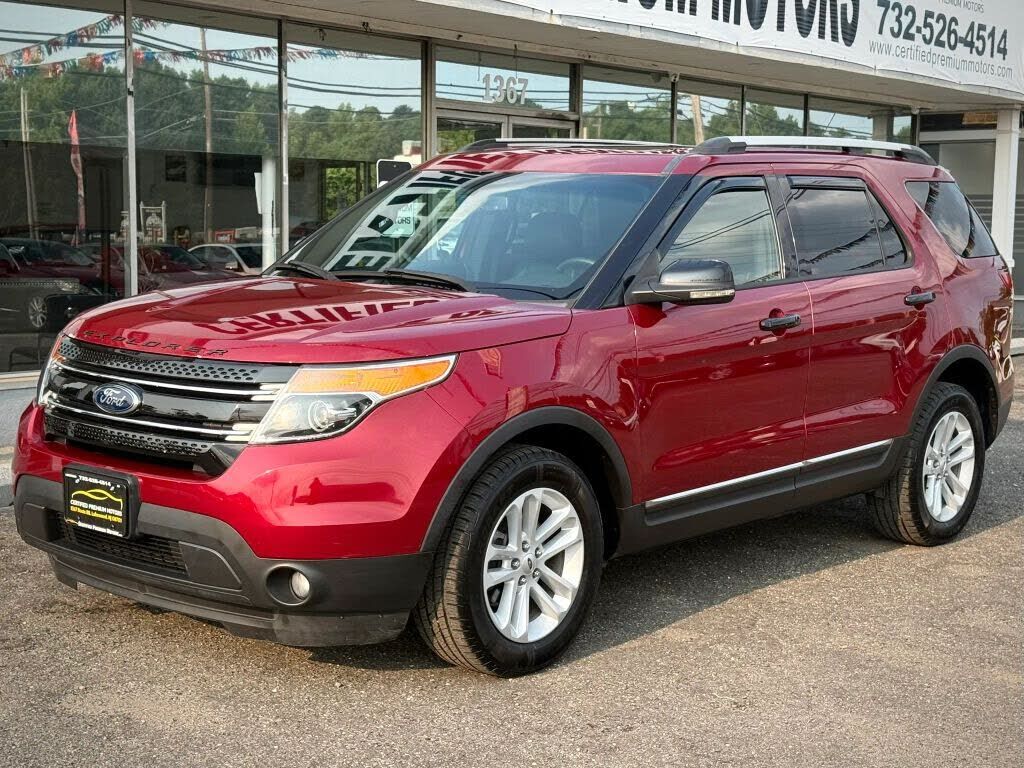 2013 FORD Explorer