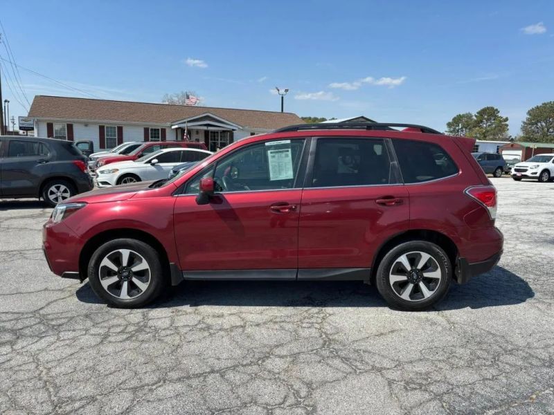 2018 SUBARU Forester