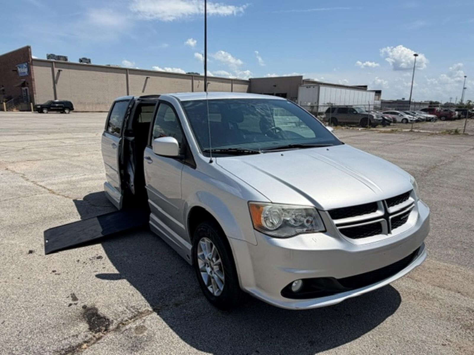 2011 DODGE Grand Caravan