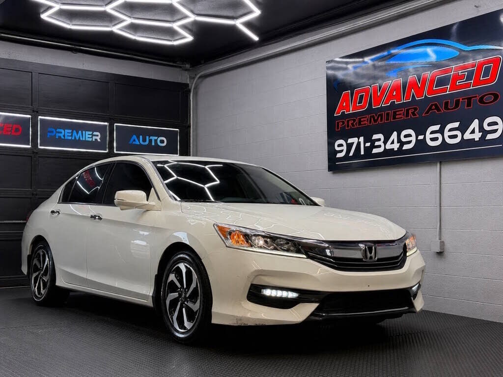 2016 HONDA Accord