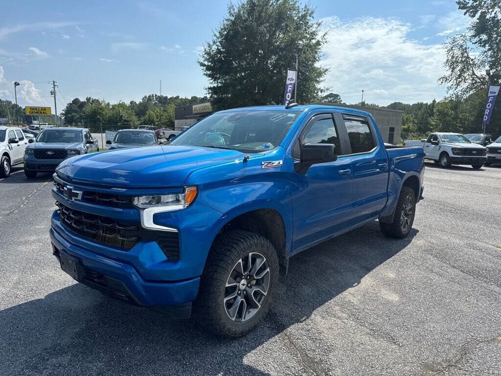 2024 CHEVROLET Silverado