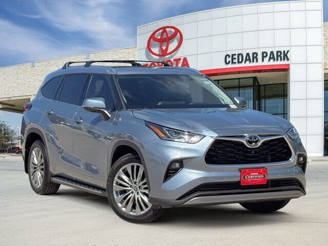 2024 TOYOTA Highlander