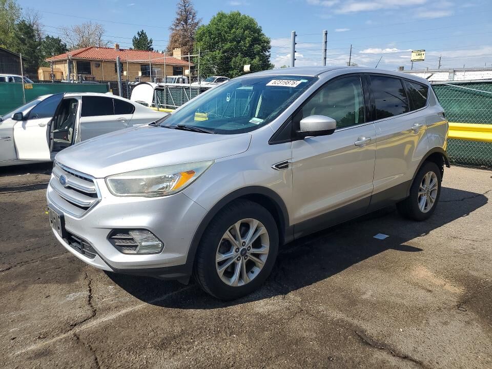 2017 FORD Escape