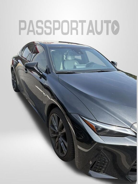 2025 LEXUS IS