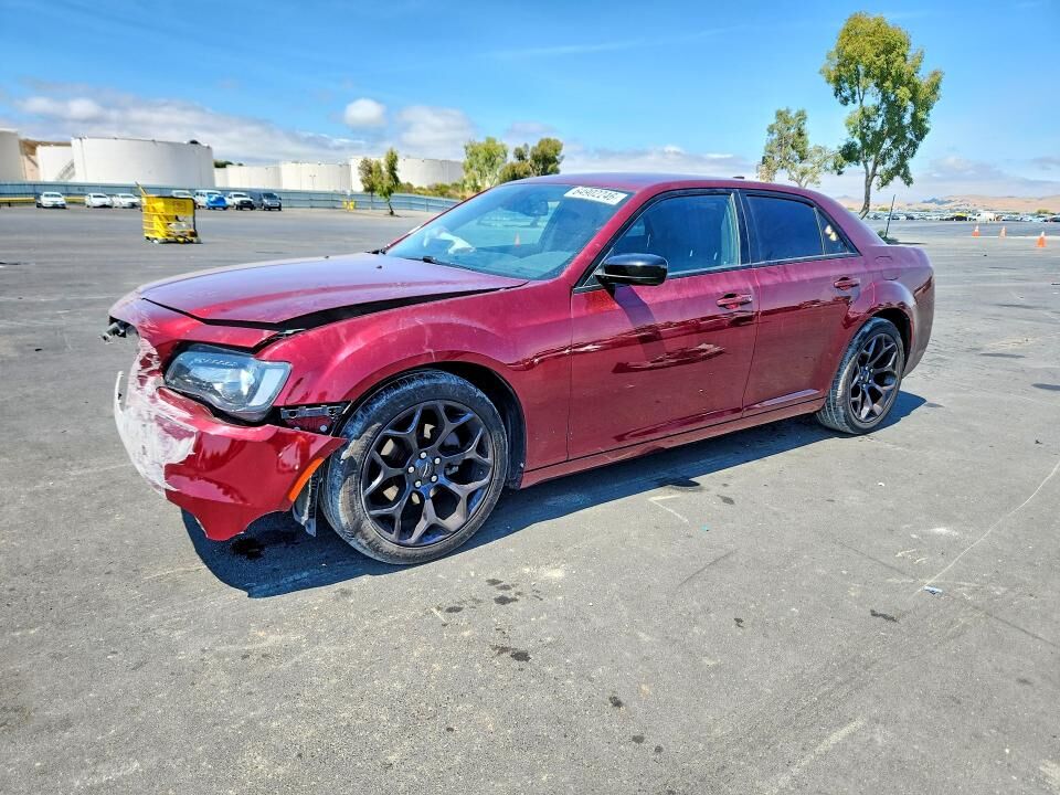 2019 CHRYSLER 300