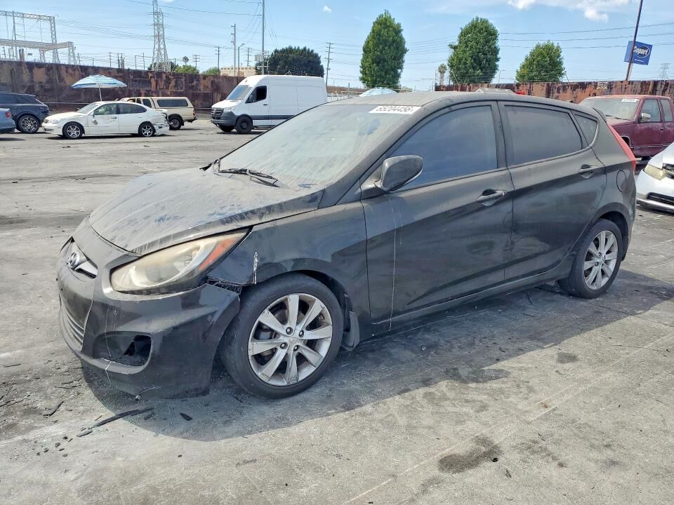 2013 HYUNDAI Accent